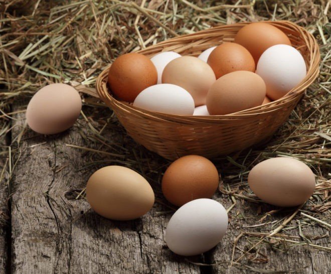 Яйца при грудном вскармливании: вареные, жареные, перепелиные