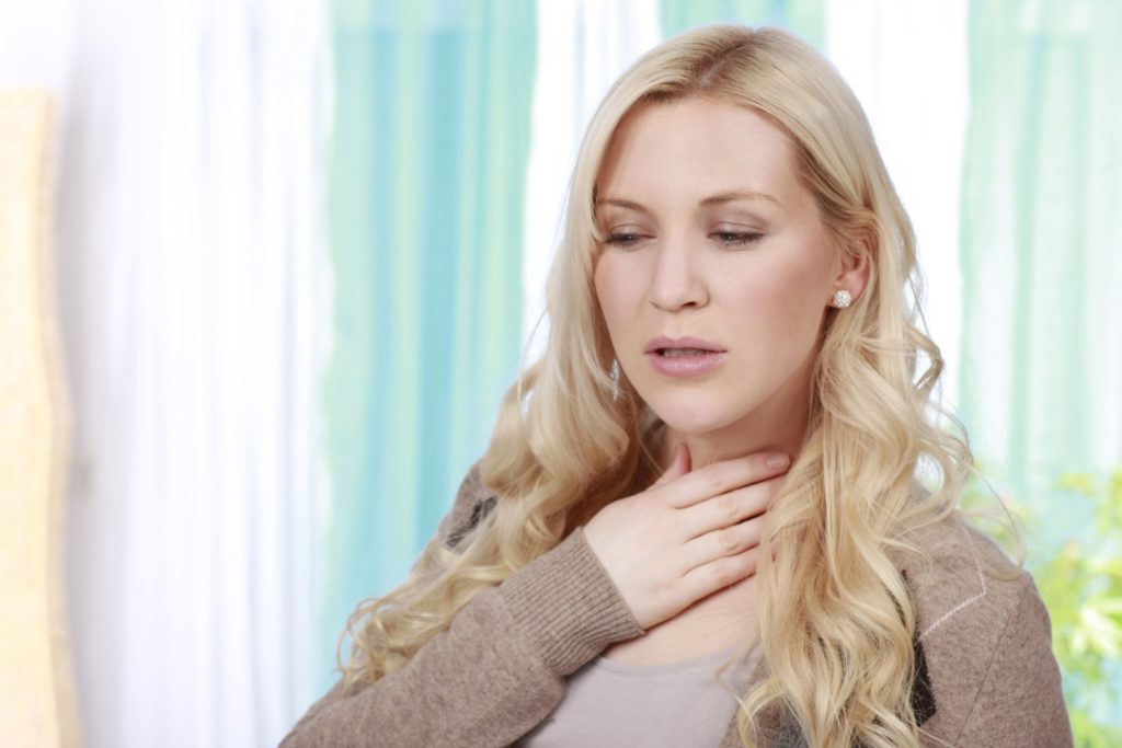 Особенности лечения отека горла